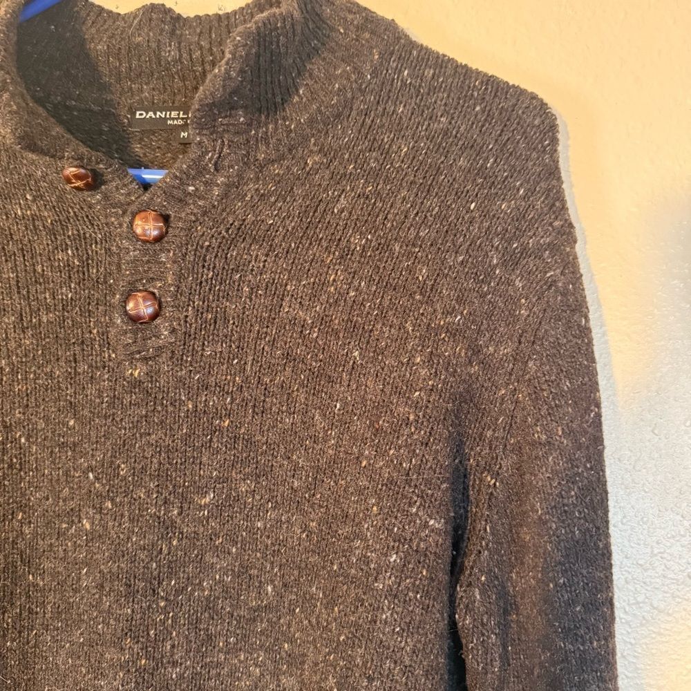 Men's Daniele Blasi brown wool blend sweater medium